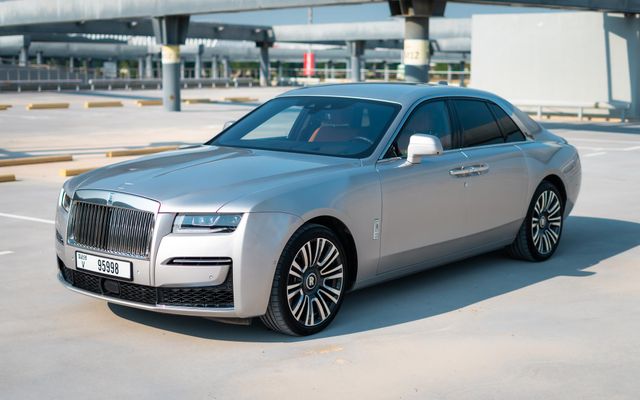 Rolls Royce Ghost – Picture 1