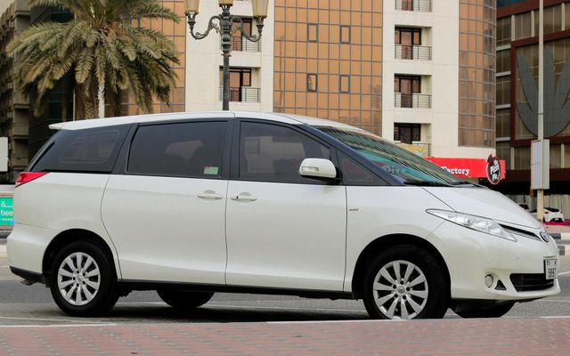 TOYOTA PREVIA 2018 – Picture 2