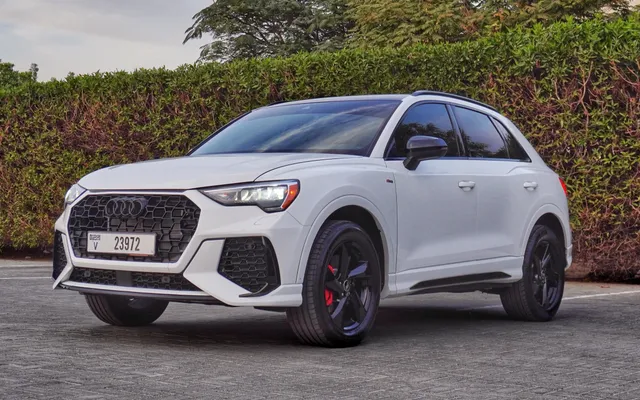 AUDI Q3 - image 3