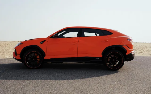 Lamborghini Urus S - image 2