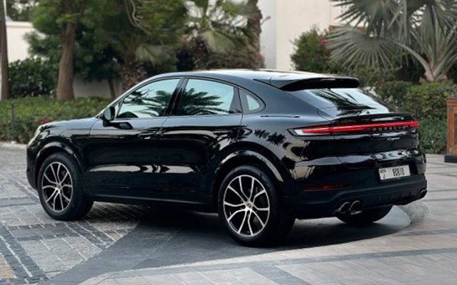 PORSCHE CAYENNE COUPE - 2024 - image 2
