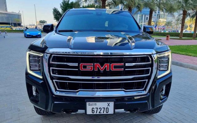 GMC YUKON 2023 - image 3