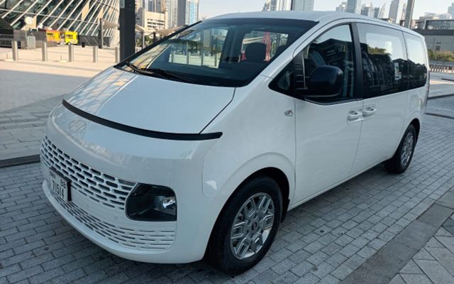 Hyundai Staria - image 1