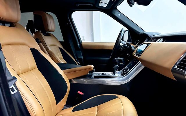 Range Rover Sport - image 4