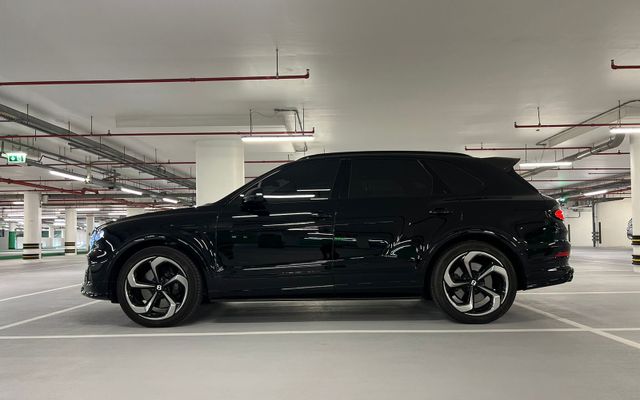 BENTLEY BENTAYGA S - image 3