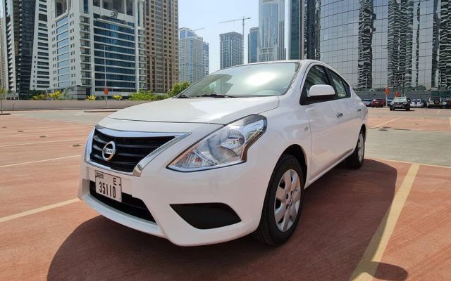 Nissan Sunny - image 1