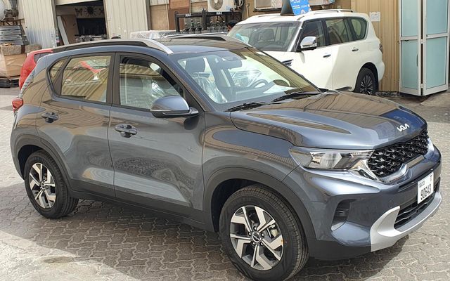 KIA SONET 2023 - image 2
