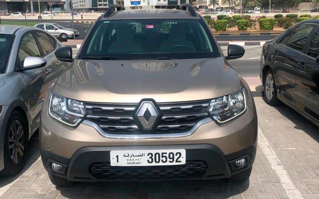 RENAULT DUSTER - image 1