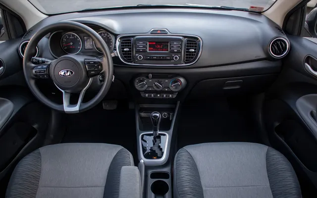 KIA PEGAS - image 3