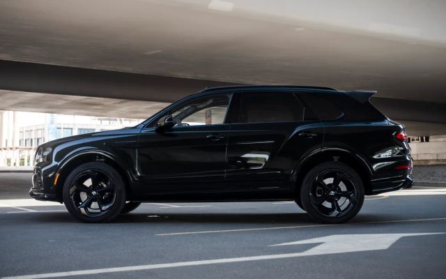 Bentley Bentayga S - image 2