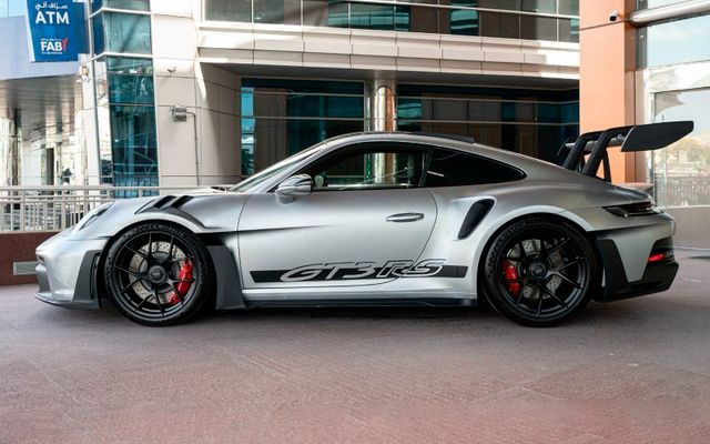 Porsche 911 GT3 RS - image 2