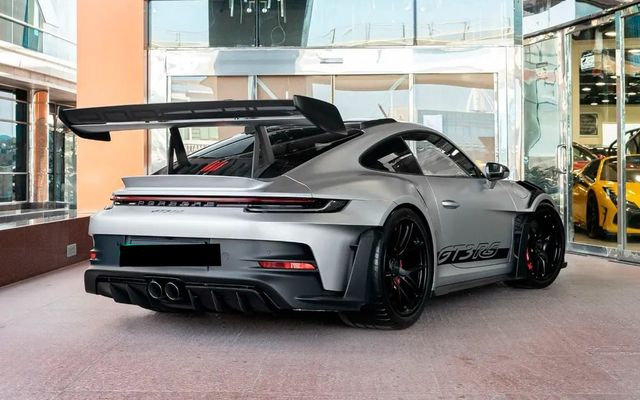 Porsche 911 GT3 RS - image 4