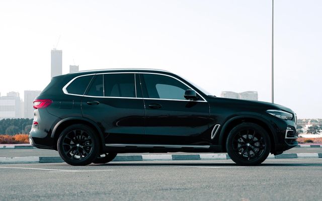 BMW X5 Black – Picture 2