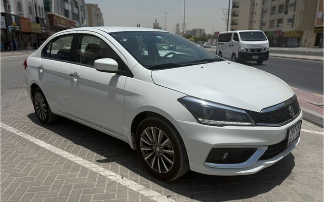 Suzuki Ciaz - image 1