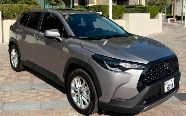 Toyota Corolla Cross - image 3