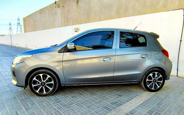 MITSUBISHI MIRAGE - image 2