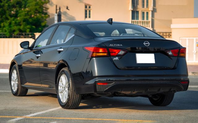 NISSAN ALTIMA - image 4