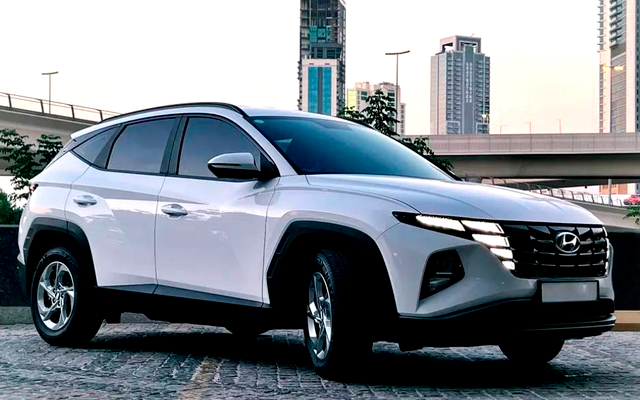 HYUNDAI TUCSON - image 1