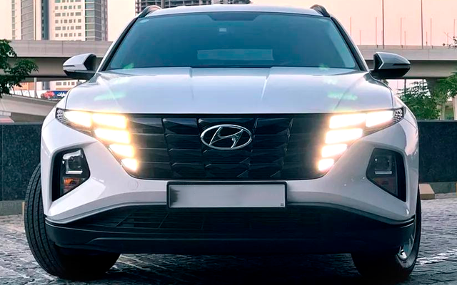 HYUNDAI TUCSON - image 3
