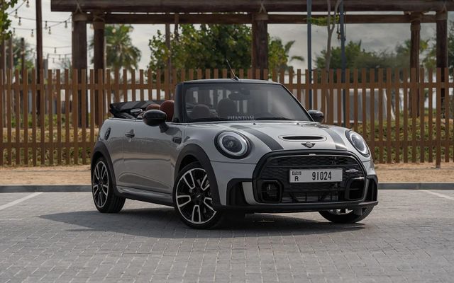 Mini Cooper S Convertible - image 1