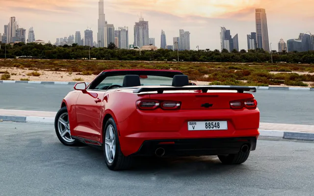 Chevrolet Camaro Convertible Red – Picture 4