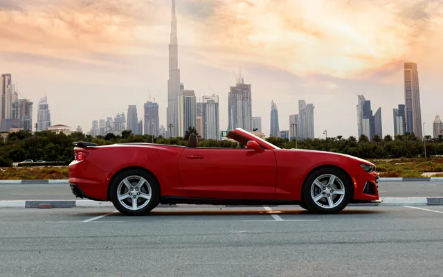 Chevrolet Camaro Convertible Red – Picture 2