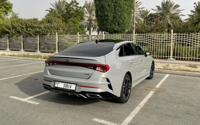 Kia K5 - image 4