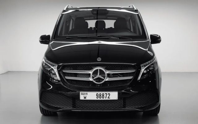 Mercedes V250 - image 3