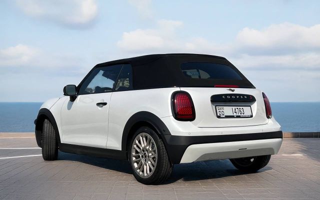 MINI COOPER - image 3