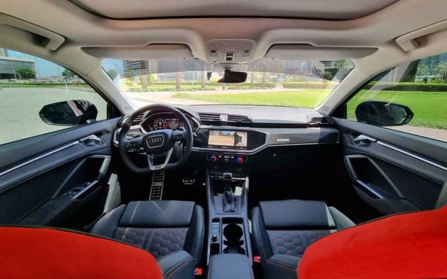 AUDI RS Q3 - 2023 - image 4