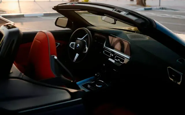 BMW Z4 - image 4