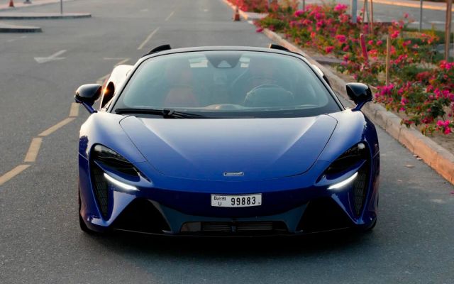 McLaren Artura Spider - image 2