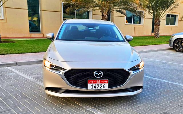 Mazda 3 - image 2