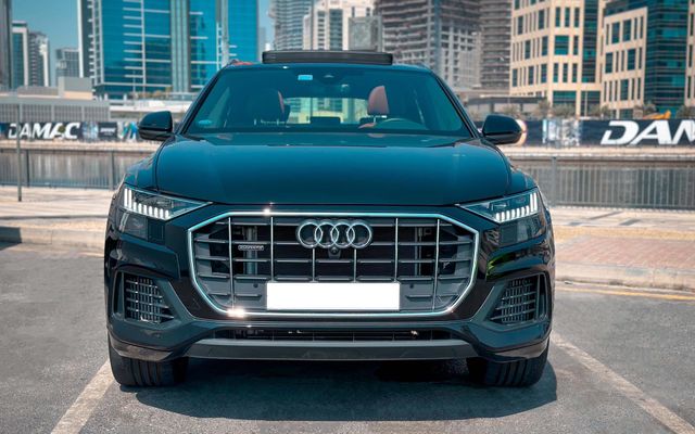 Audi Q8 - image 2