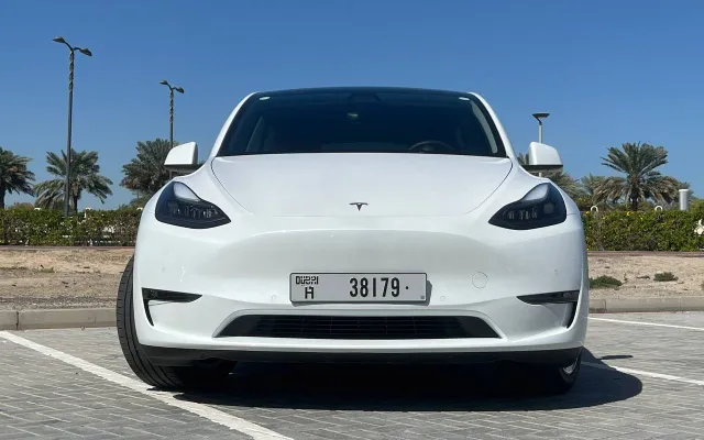 Tesla Model Y – Picture 3