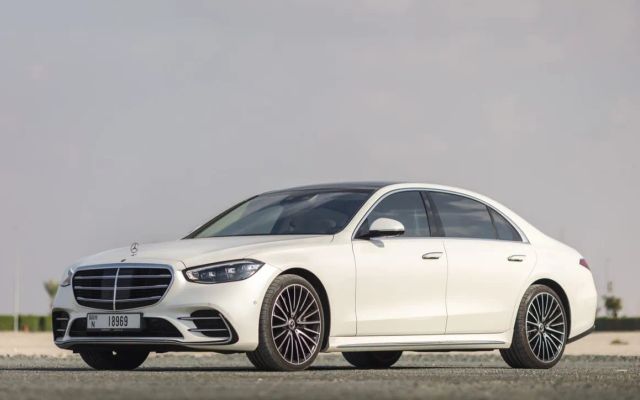 Mercedes S500 - image 2