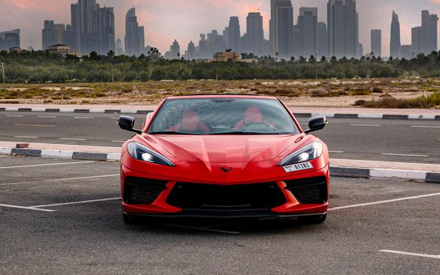 Chevrolet Corvette Convertible Red - image 3