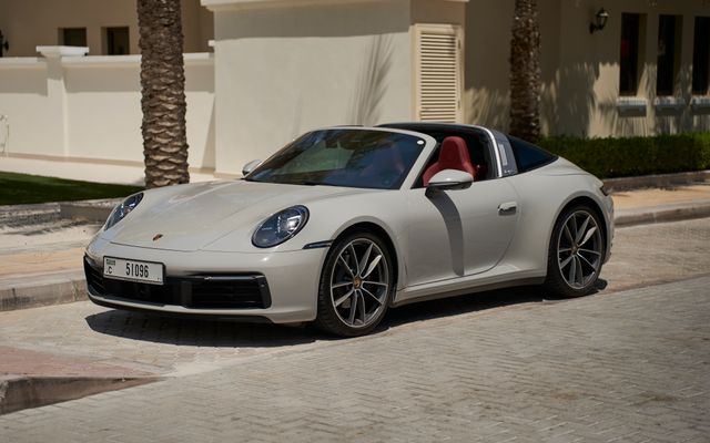 Porsche 911 Targa - image 3