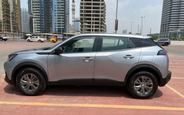 Peugeot 2008 - image 2