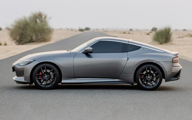 NISSAN 400Z - image 2