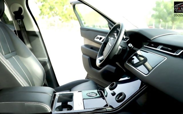 RANGE ROVER VELAR - image 4