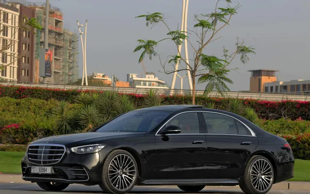 Mercedes S500 - image 3