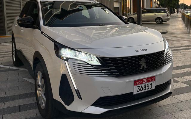 PEUGEOT 3008 - image 2