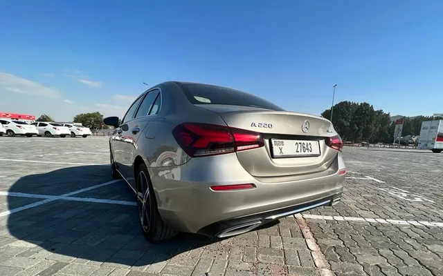 MERCEDES A220 - image 3