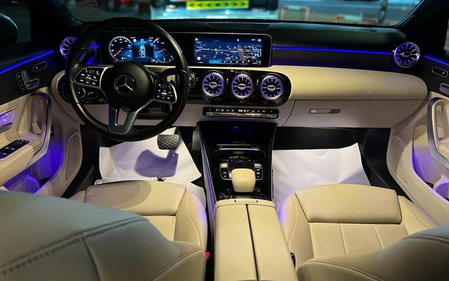 MERCEDES A220 - image 4