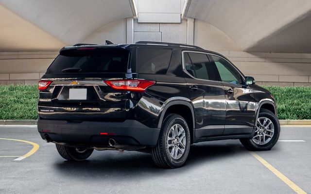 CHEVROLET TRAVERSE - image 4