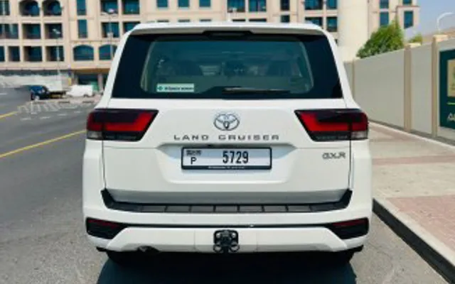 TOYOTA LANDCRUISER GX-R - 2024 - image 4