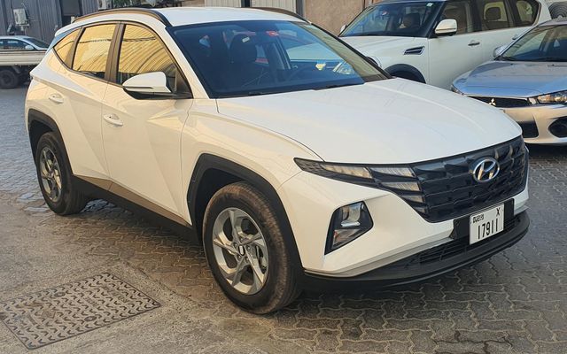 HYUNDAI TUCSON 2023 - image 2
