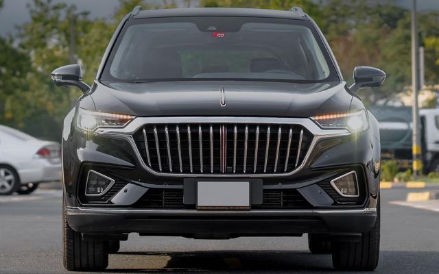 Hongqi HS5 - image 3