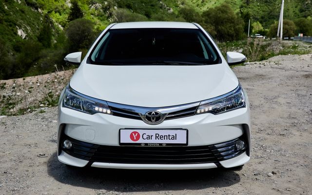Toyota Corolla - image 3